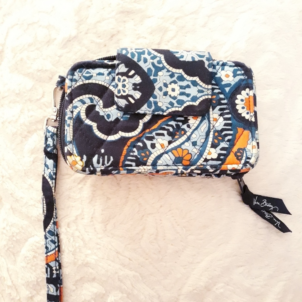 Vera Bradley Smartphone Wristlet